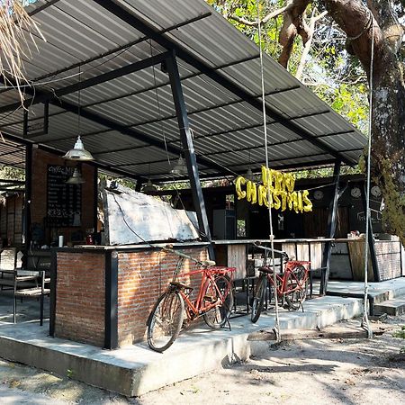 Little Hut Hotel Koh Phayam Exterior foto